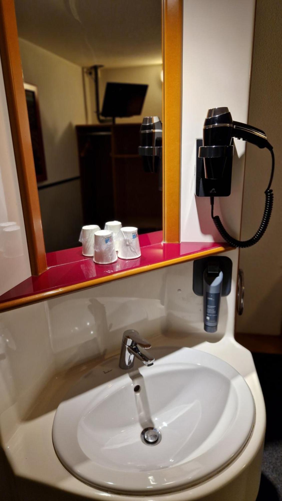 Quick Palace Epinal Ngoại thất bức ảnh